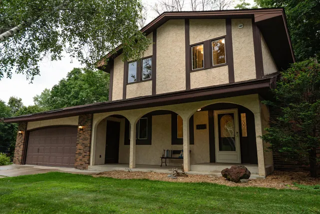 $675,000 | 4321 Lancelot Drive, Minnetonka, MN 55345