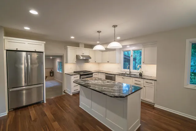 $675,000 | 4321 Lancelot Drive, Minnetonka, MN 55345