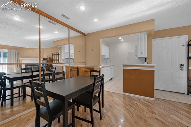 910 Tenderfoot Hill Road, Unit 103 Colorado Springs, CO 80906 - Photo 14 of 38