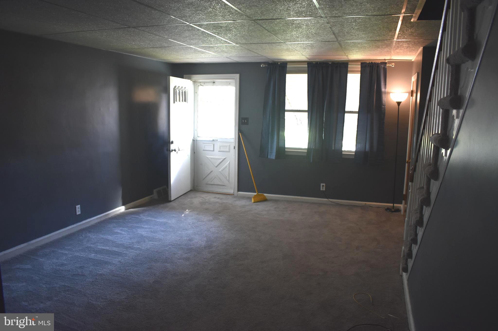 9058 Wesleyan Road Philadelphia, PA 19136 - Photo 2 of 15 Gallery Image 2