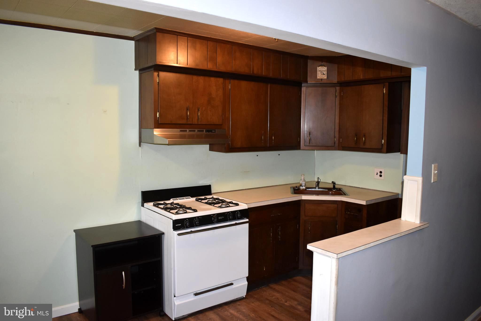 9058 Wesleyan Road Philadelphia, PA 19136 - Photo 4 of 15 Gallery Image 4
