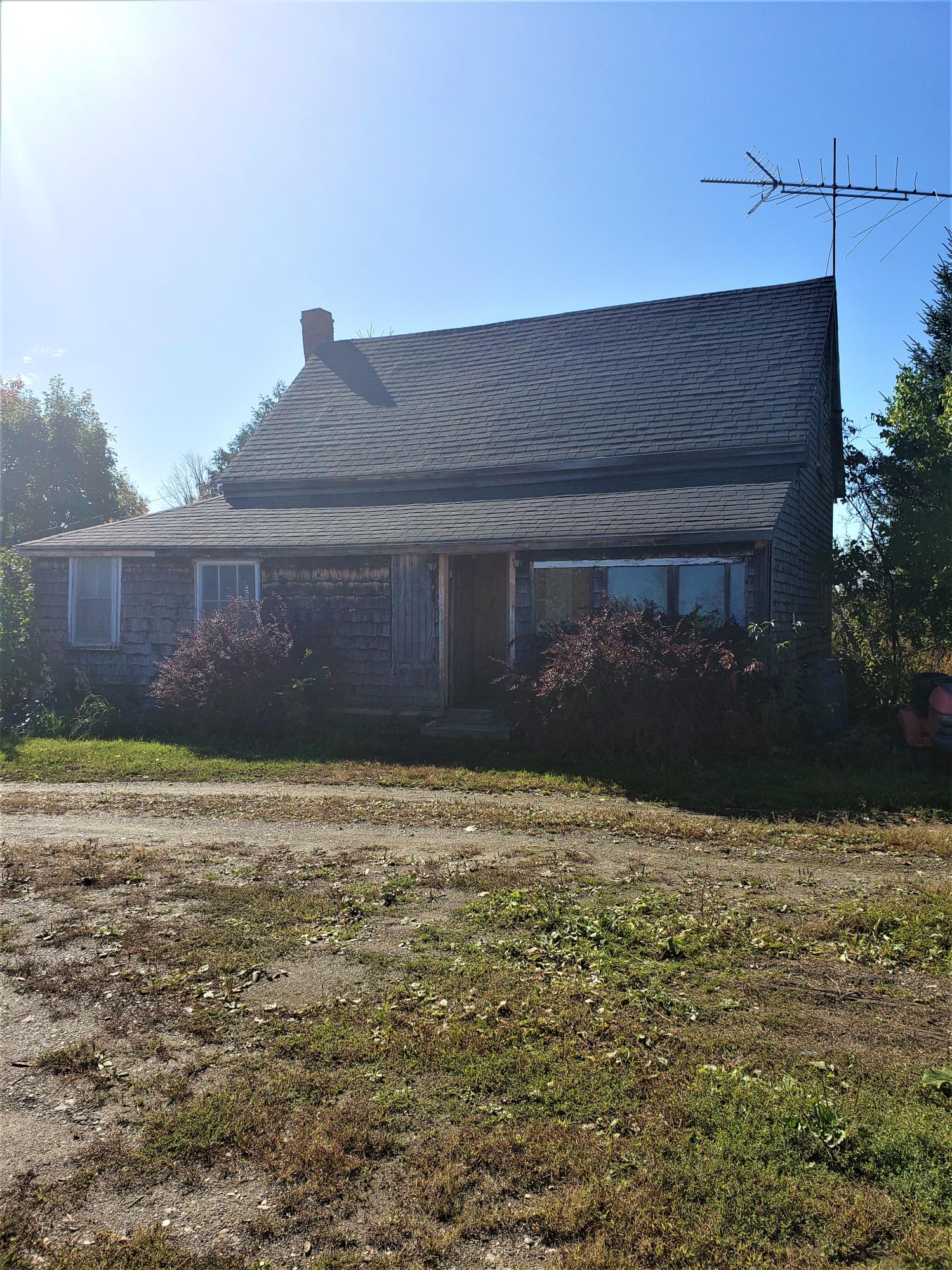 121 Line Road Dexter, ME 04930 - Photo 4 of 44 5