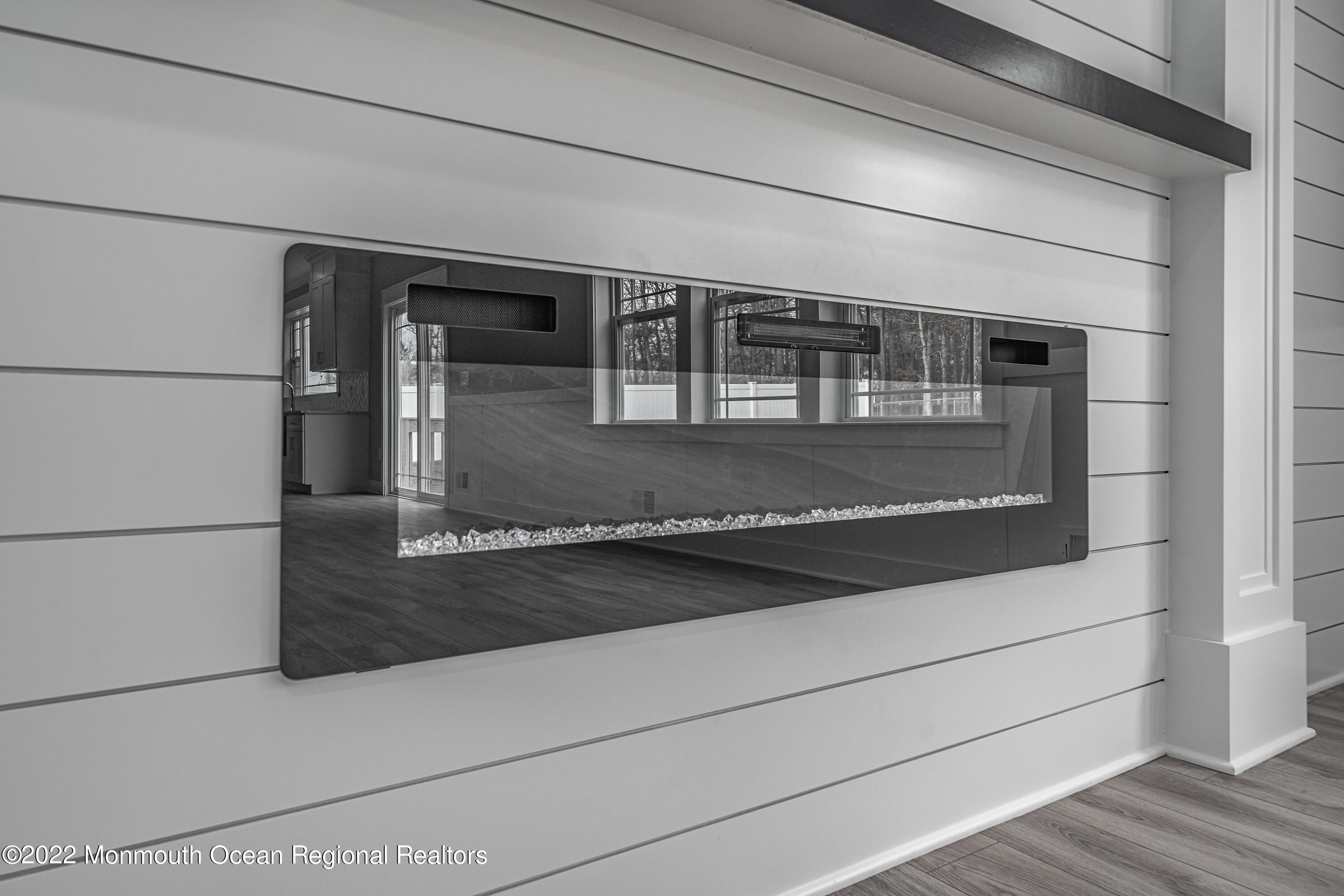 193 Wave Road Manahawkin, NJ 08050 - Photo 16 of 29 15