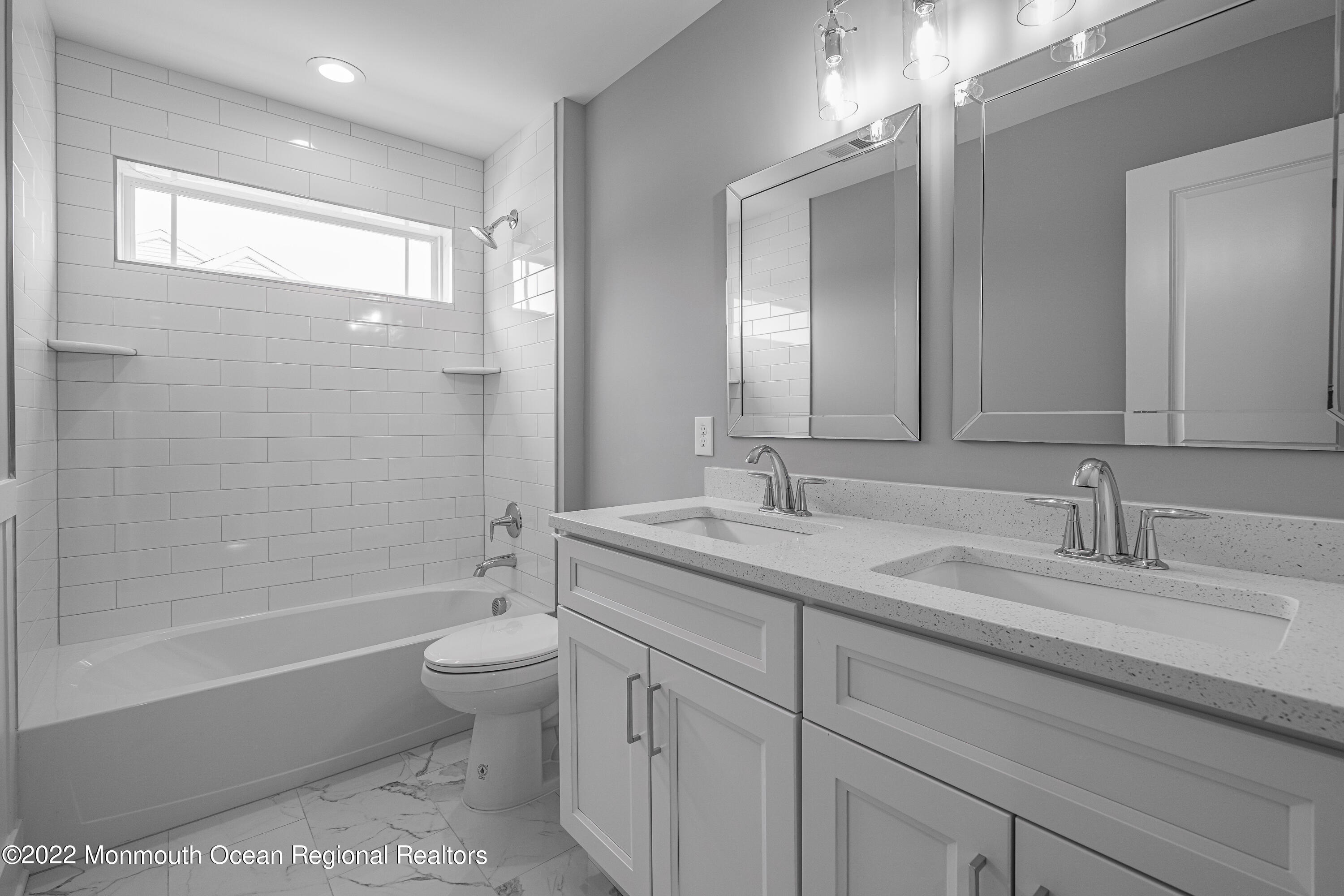 193 Wave Road Manahawkin, NJ 08050 - Photo 20 of 29 19