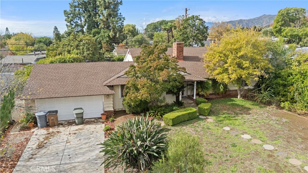 4065 Tenango Road Claremont, CA 91711 - Photo 27 of 30 a view of a house with a yard