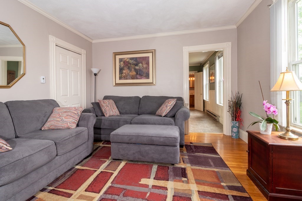 29 Glen Road Swampscott, MA 01907 - Photo 12 of 42 Gallery Image 12