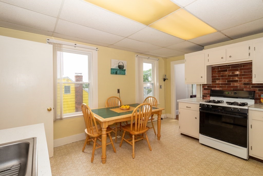 29 Glen Road Swampscott, MA 01907 - Photo 26 of 42 Gallery Image 26