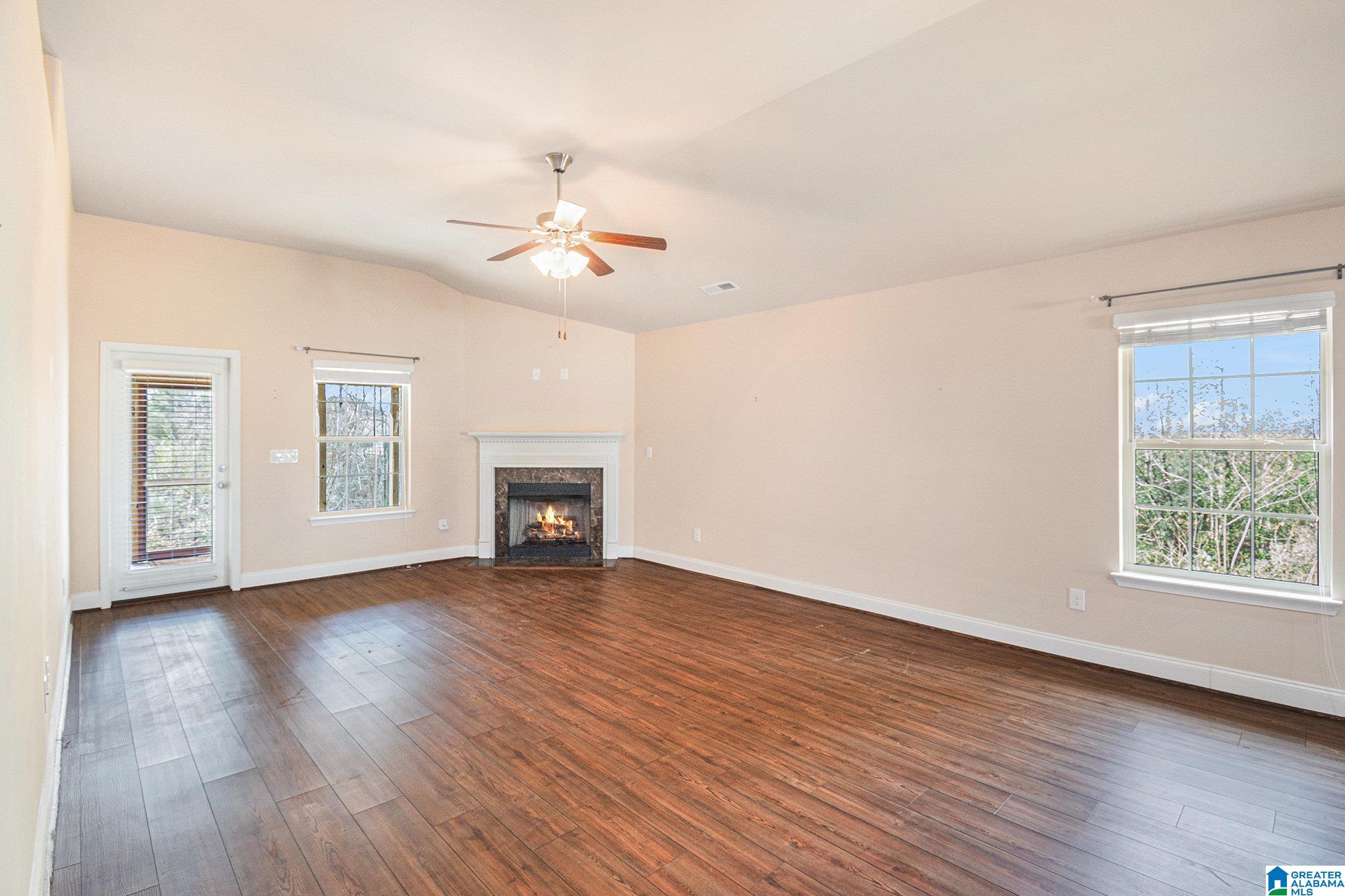 312 Golden Meadows Place Alabaster, AL 35007 - Photo 5 of 26