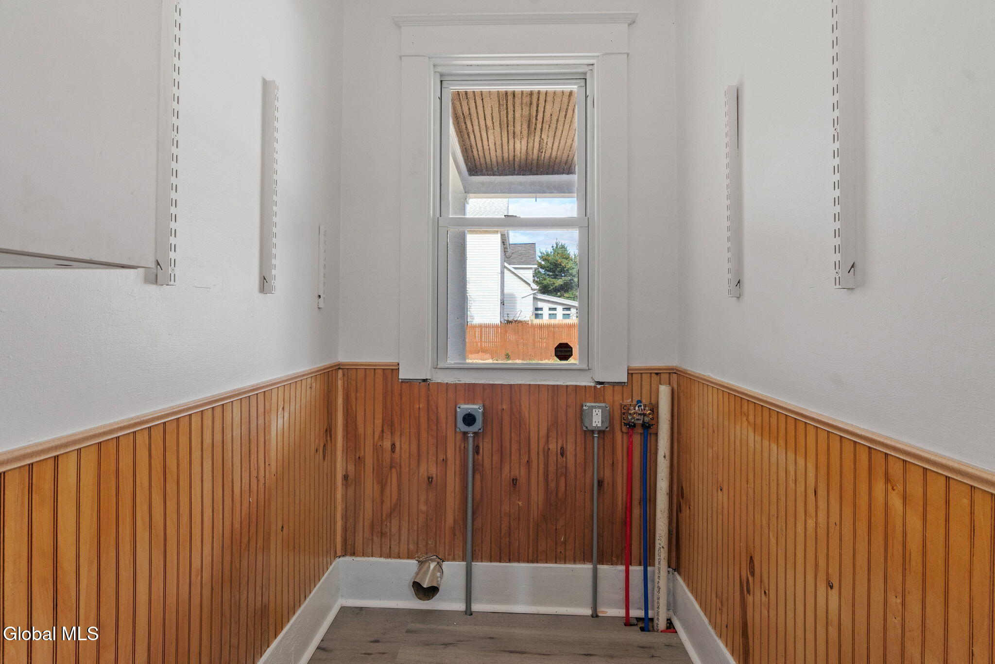 41 109th Street Troy, NY 12182 - Photo 16 of 38 4