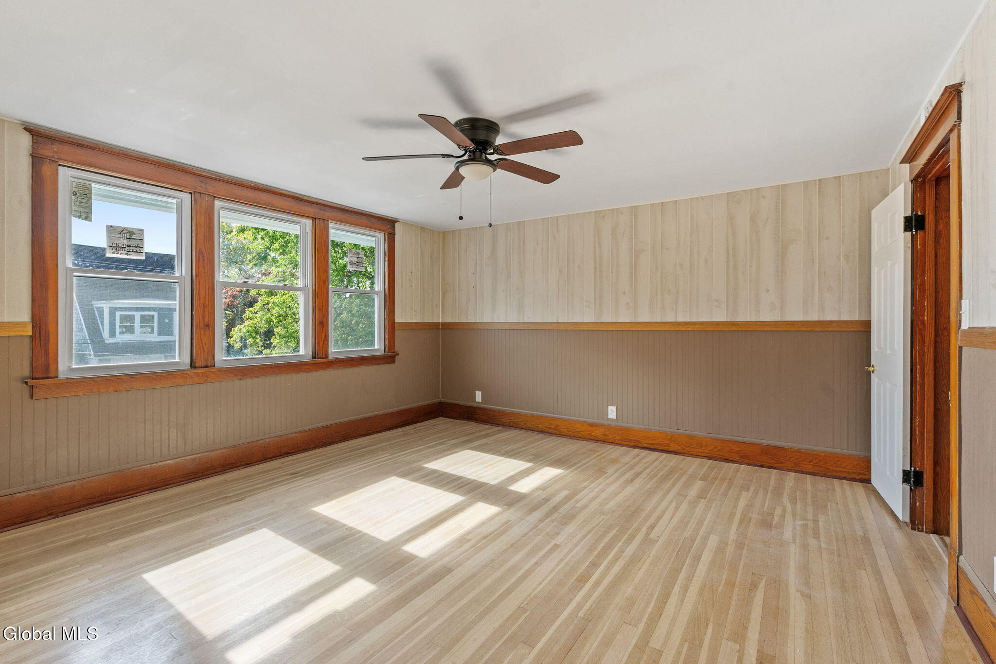 41 109th Street Troy, NY 12182 - Photo 29 of 38 19