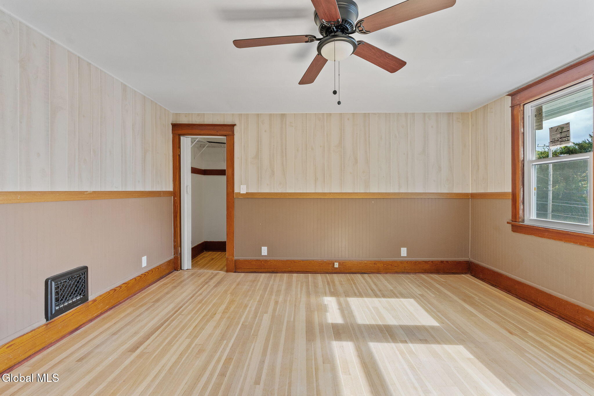 41 109th Street Troy, NY 12182 - Photo 30 of 38 20