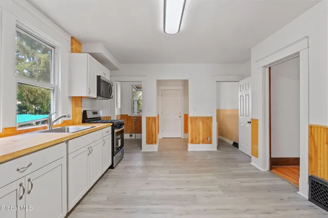 $269,000 | 41 109th Street, Troy, NY 12182