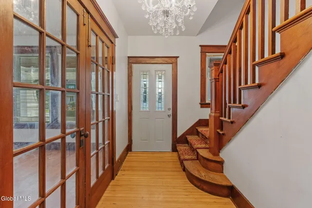 $269,000 | 41 109th Street, Troy, NY 12182