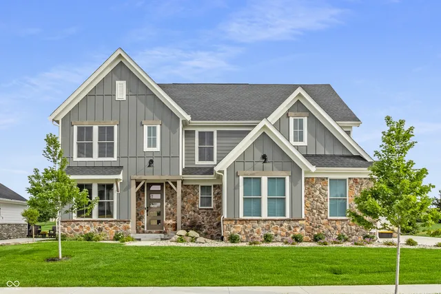 $4,000 | 14662 Golden Fox Ct., Fishers, IN 46037