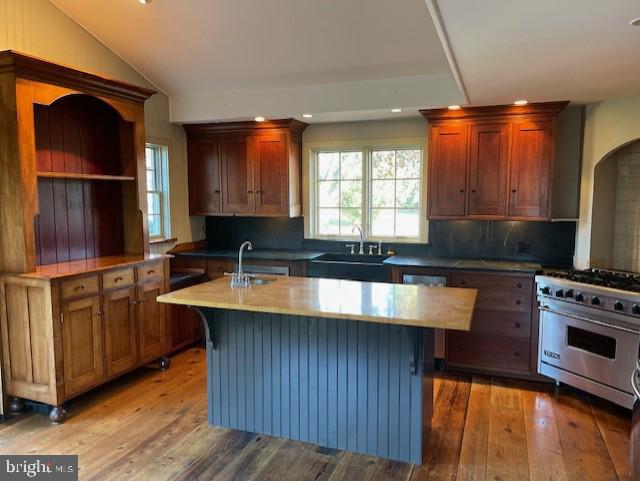 469 Gum Tree Road Coatesville, PA 19320 - Photo 12 of 42 Island with Farmhouse Sink