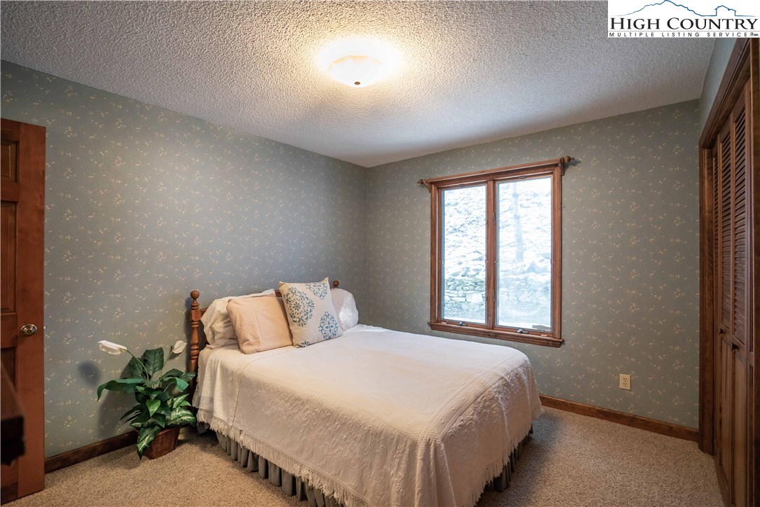 562 Silverleaf Road Zionville, NC 28698 - Photo 12 of 19 Gallery Image 12