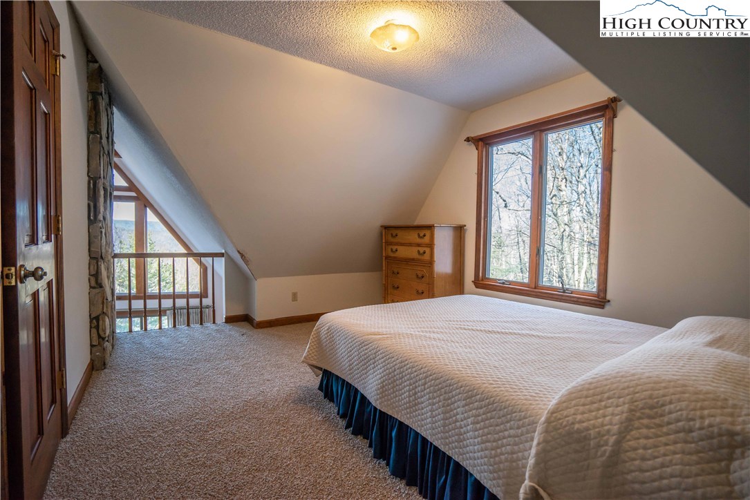 562 Silverleaf Road Zionville, NC 28698 - Photo 13 of 19 Gallery Image 13