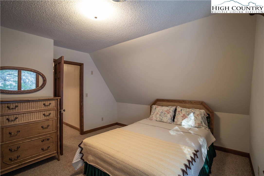 562 Silverleaf Road Zionville, NC 28698 - Photo 14 of 19 Gallery Image 14
