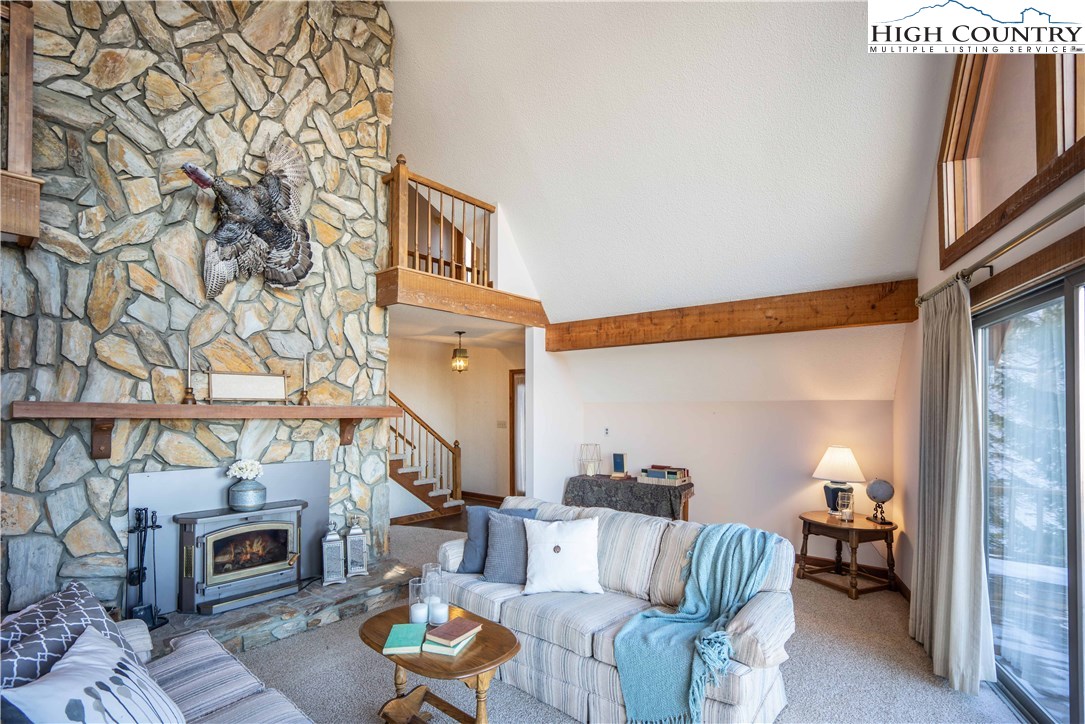 562 Silverleaf Road Zionville, NC 28698 - Photo 4 of 19 Gallery Image 4