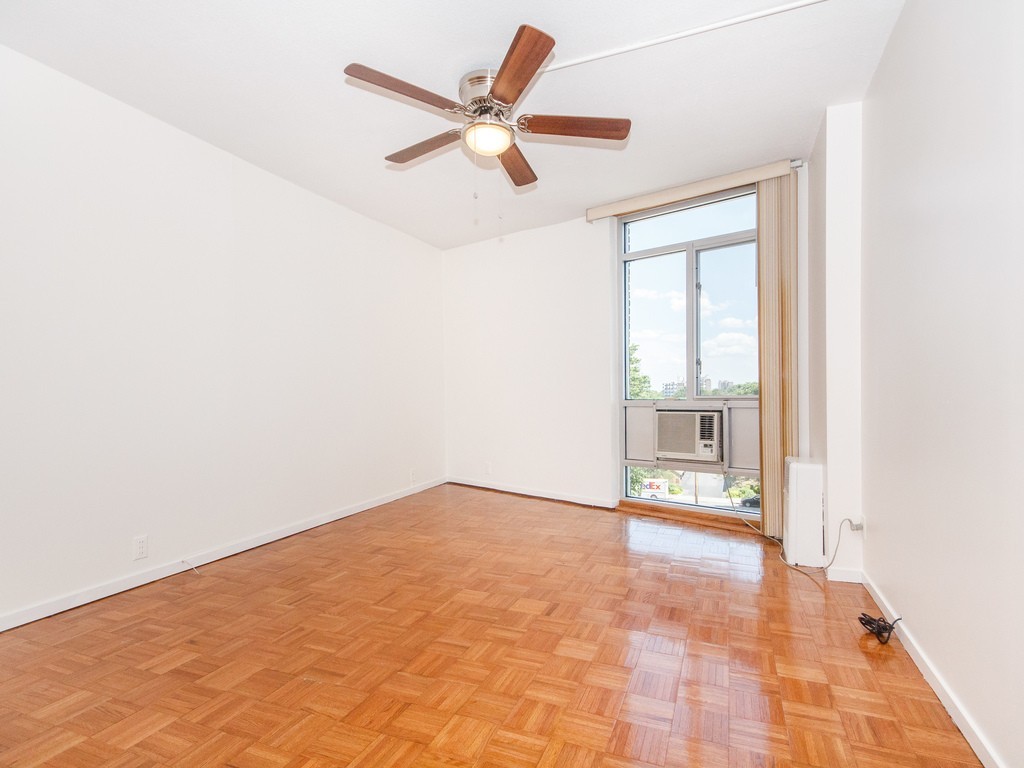 19 Winchester Street, Unit 604 Brookline, MA 02446 - Photo 4 of 13