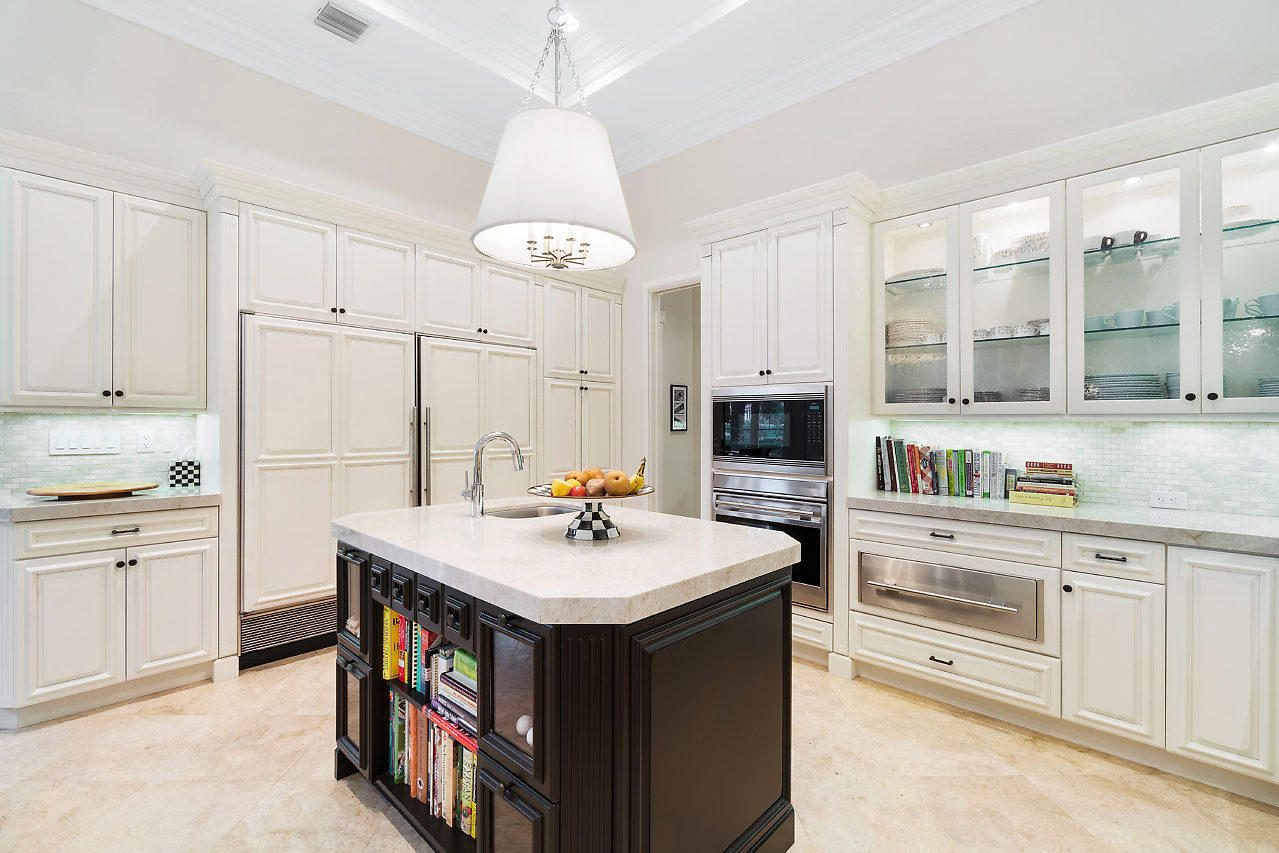 7663 Fenwick Place Boca Raton, FL 33496 - Photo 14 of 49 Kitchen