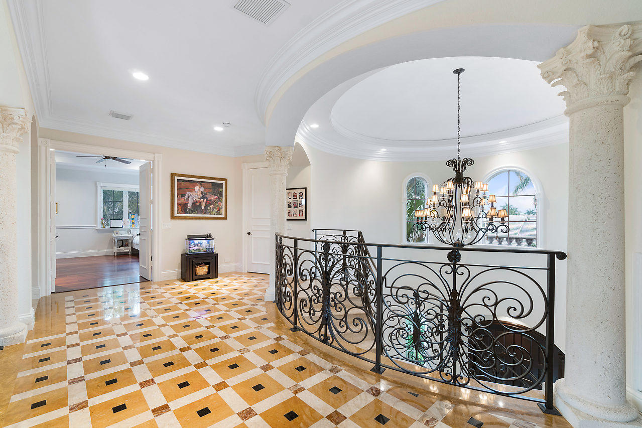7663 Fenwick Place Boca Raton, FL 33496 - Photo 25 of 49 Upstairs Landing