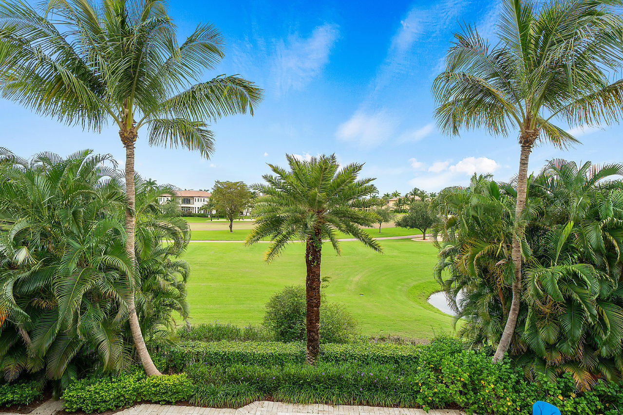 7663 Fenwick Place Boca Raton, FL 33496 - Photo 40 of 49 Upstairs View