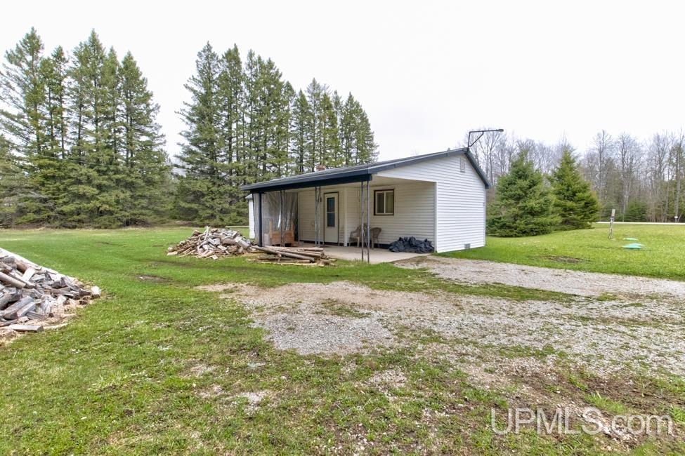 6193 G5 Road Escanaba, MI 49829 - Photo 25 of 36