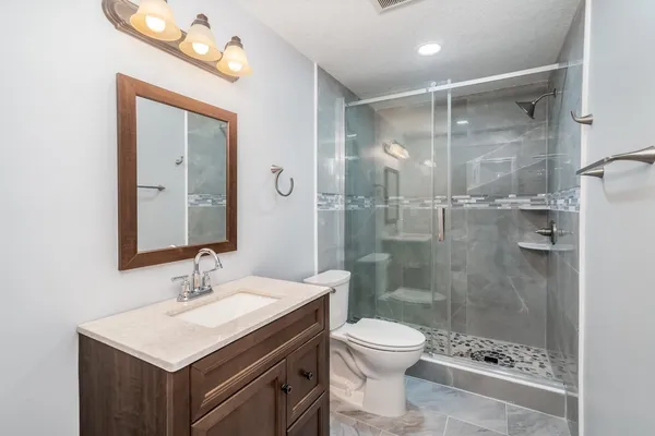 $365,000 | 1017 Park Glen Street, Clearwater, KS 67026