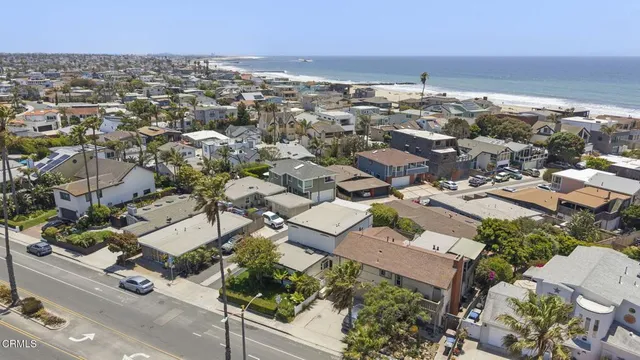 $1,990,000 | 2036 Pierpont Boulevard, Ventura, CA 93001