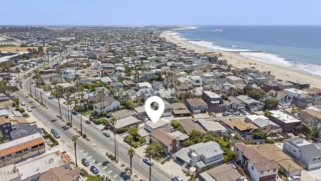 $1,990,000 | 2036 Pierpont Boulevard, Ventura, CA 93001