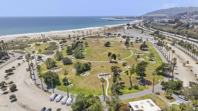 $1,990,000 | 2036 Pierpont Boulevard, Ventura, CA 93001