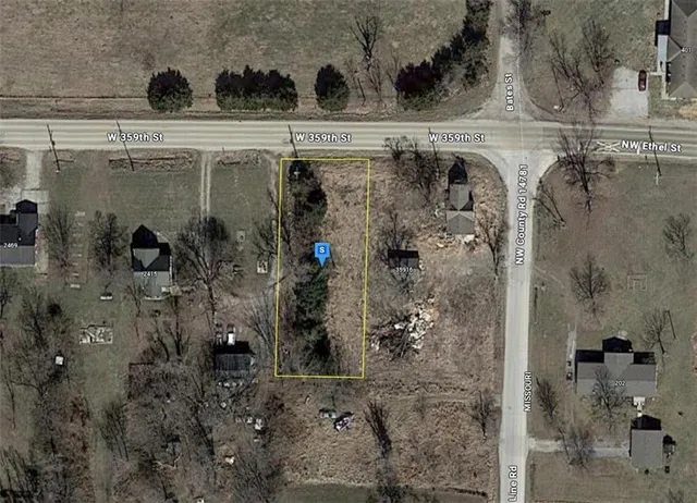 $24,999 | 2401 West 359th Street, Louisburg, KS 66053