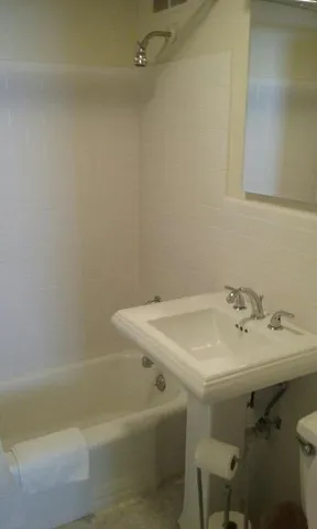 $1,425 | 215 Piedmont Avenue Northeast, Unit 1604, Atlanta, GA 30308