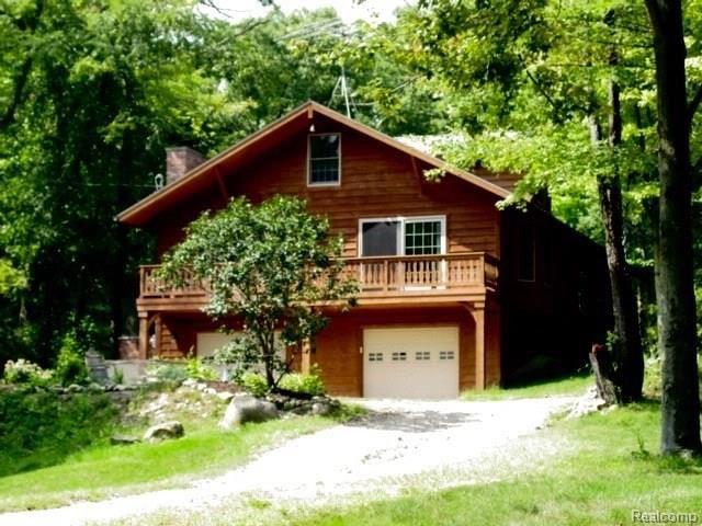 8049 Mabley Hill Road Fenton, MI 48430 - Photo 2 of 38 img-1.jpg