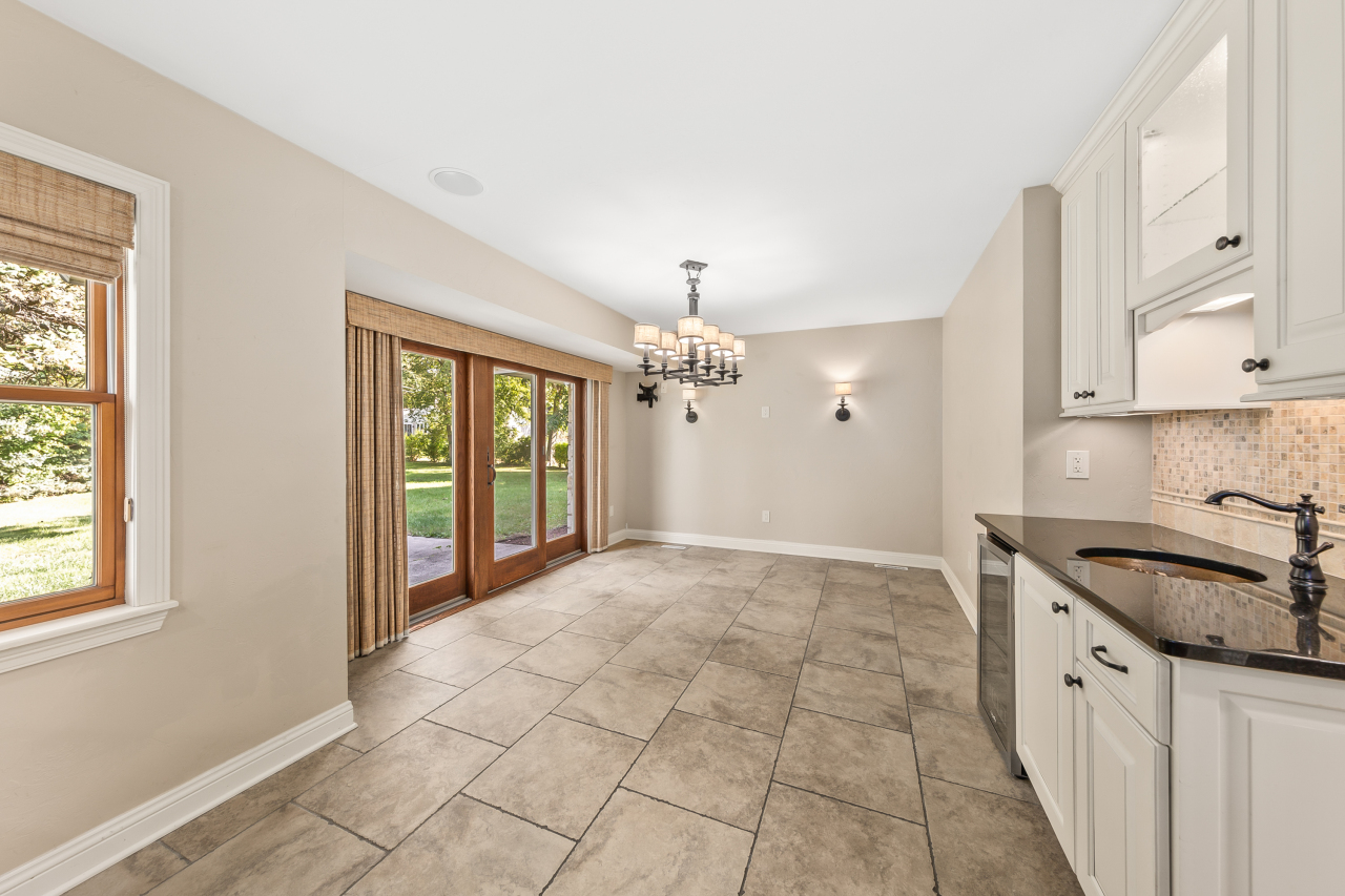 1920 Fairhaven Boulevard Elm Grove, WI 53122 - Photo 14 of 50 1920 Fairhaven Blvd