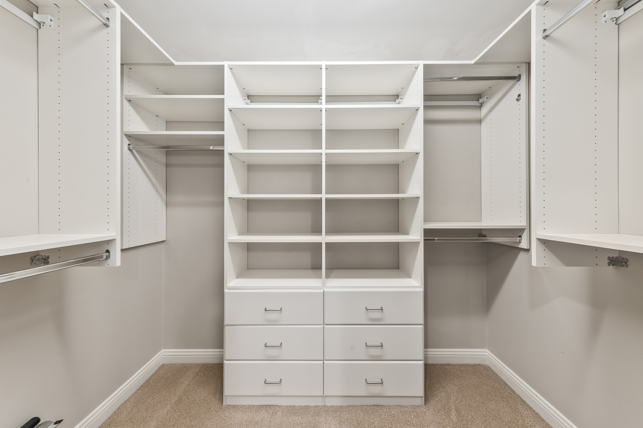 1920 Fairhaven Boulevard Elm Grove, WI 53122 - Photo 27 of 50 1920 Fairhaven Blvd