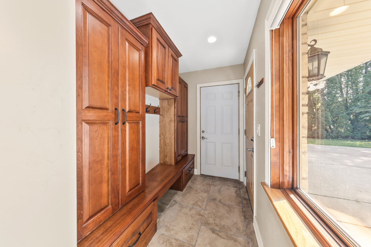 1920 Fairhaven Boulevard Elm Grove, WI 53122 - Photo 30 of 50 1920 Fairhaven Blvd