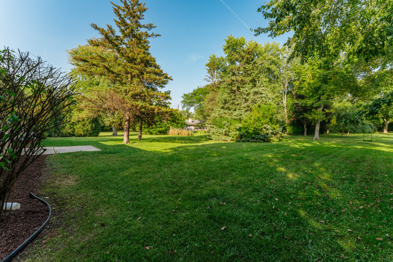 1920 Fairhaven Boulevard Elm Grove, WI 53122 - Photo 36 of 50 1920 Fairhaven Blvd