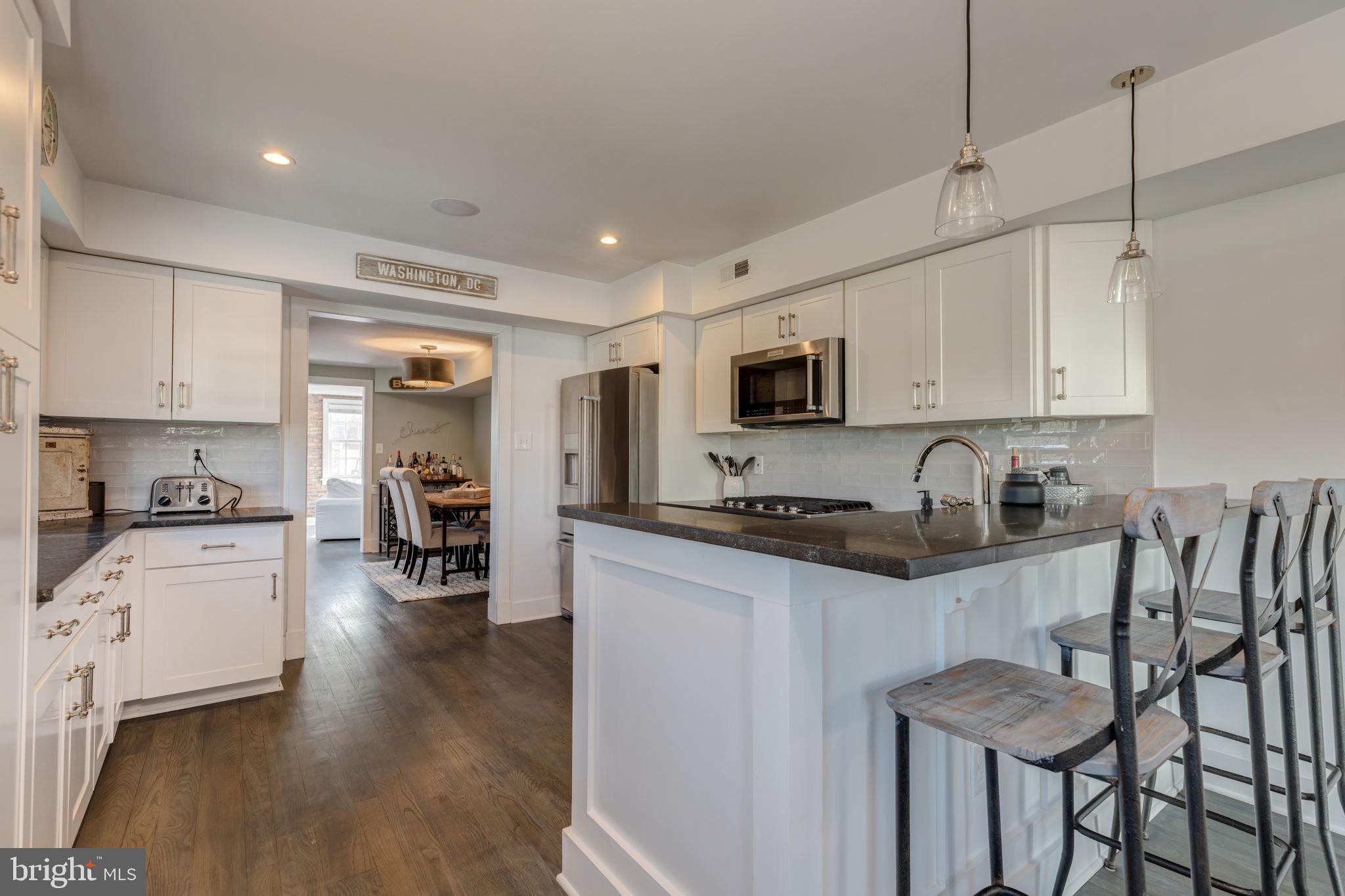 601 South St Asaph Street Alexandria, VA 22314 - Photo 16 of 47 Kitchen