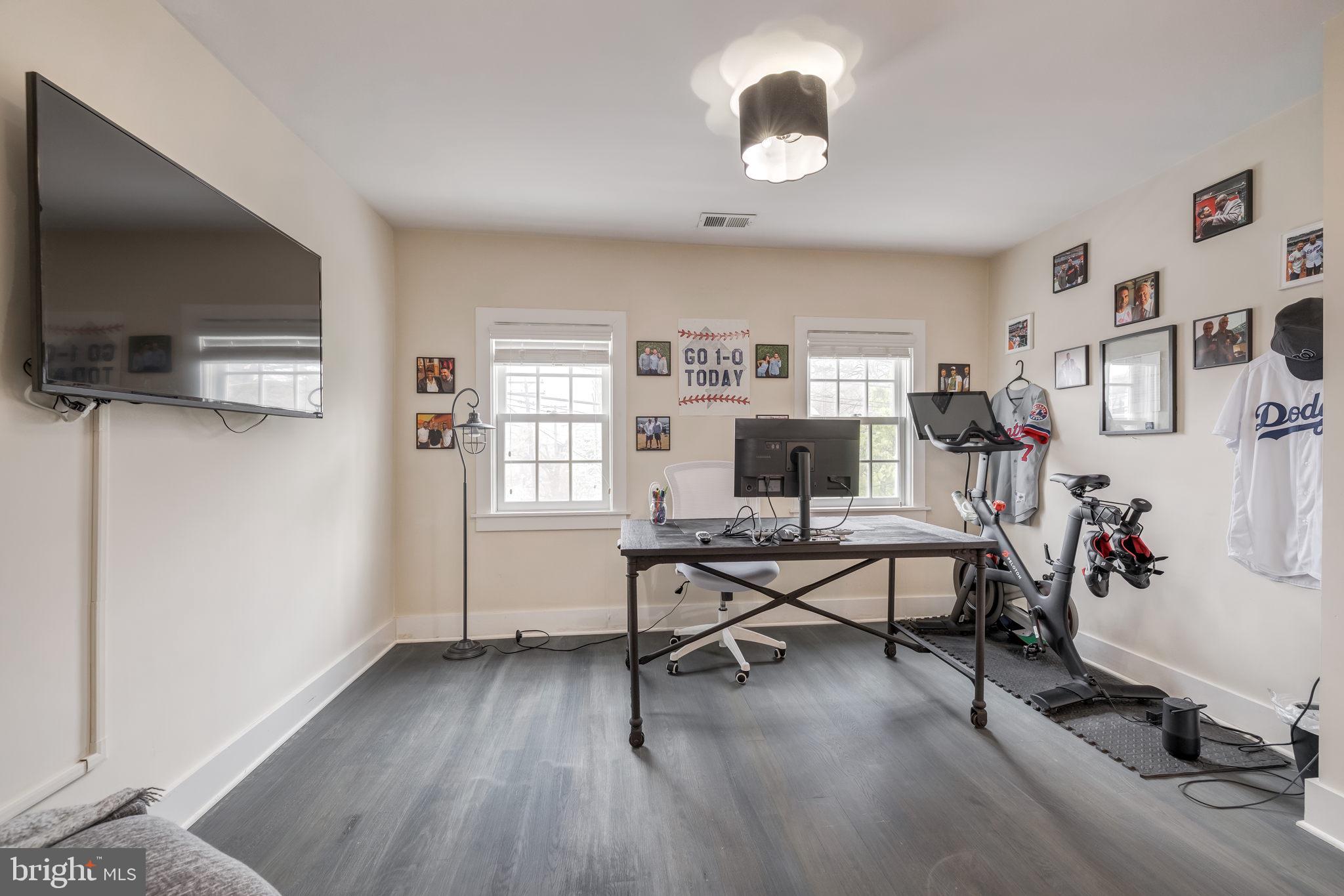 601 South St Asaph Street Alexandria, VA 22314 - Photo 36 of 47 Bedroom 2