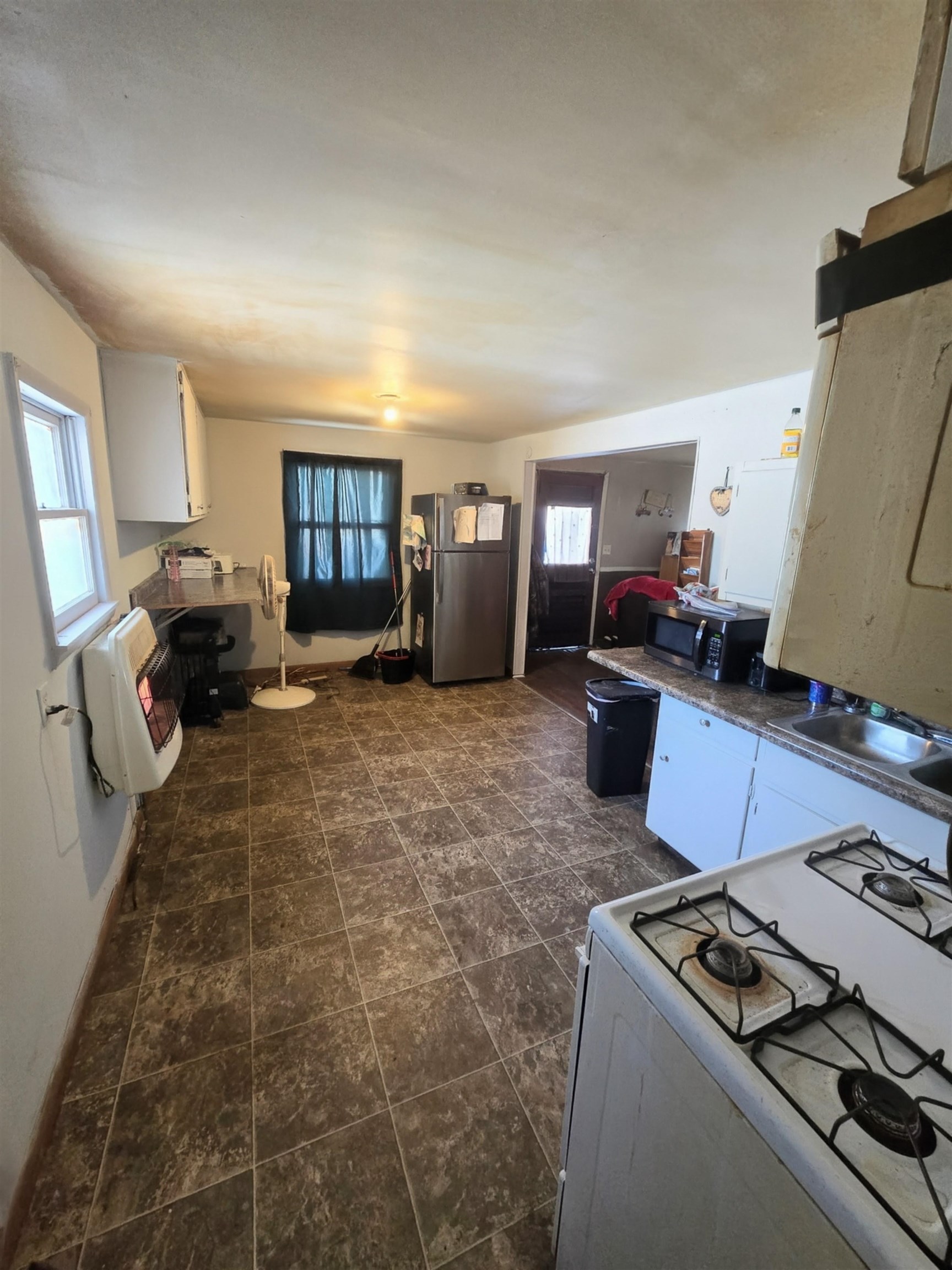 716 East Newark Street Ithaca, MI 48847 - Photo 9 of 10