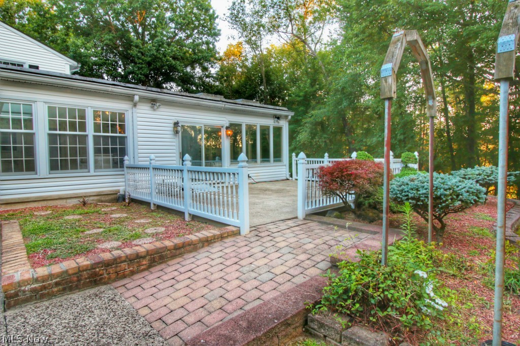6810 Manchester Road Clinton, OH 44216 - Photo 6 of 25 Gallery Image 6