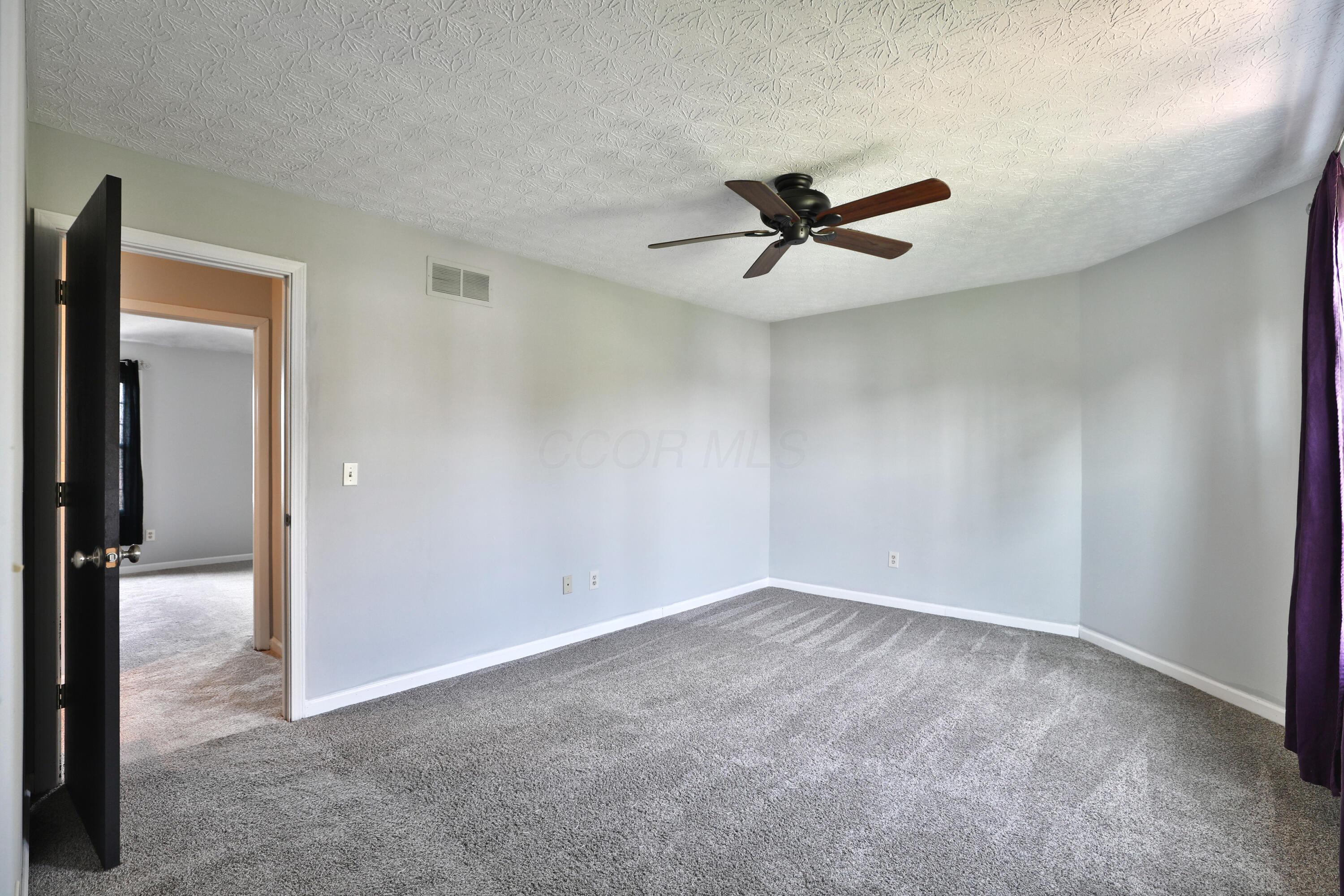 38 Ravine Ridge Drive South Powell, OH 43065 - Photo 24 of 39 38-RavineRidgeS-26
