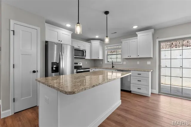 $300,000 | 983 Rifle Dr Cape, Cape Girardeau, MO 63701