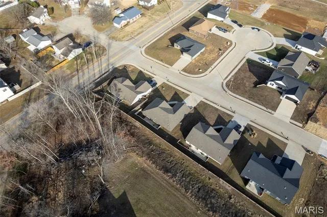 $300,000 | 983 Rifle Dr Cape, Cape Girardeau, MO 63701