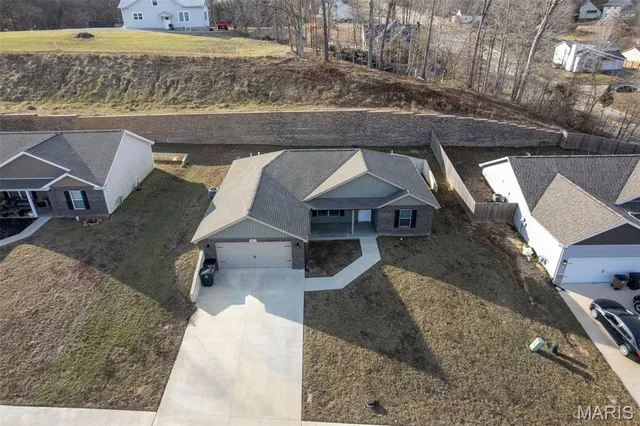 $300,000 | 983 Rifle Dr Cape, Cape Girardeau, MO 63701