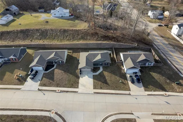 $300,000 | 983 Rifle Dr Cape, Cape Girardeau, MO 63701