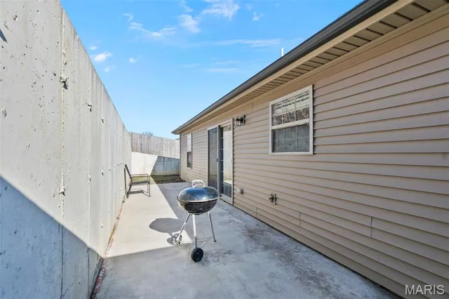 $300,000 | 983 Rifle Dr Cape, Cape Girardeau, MO 63701