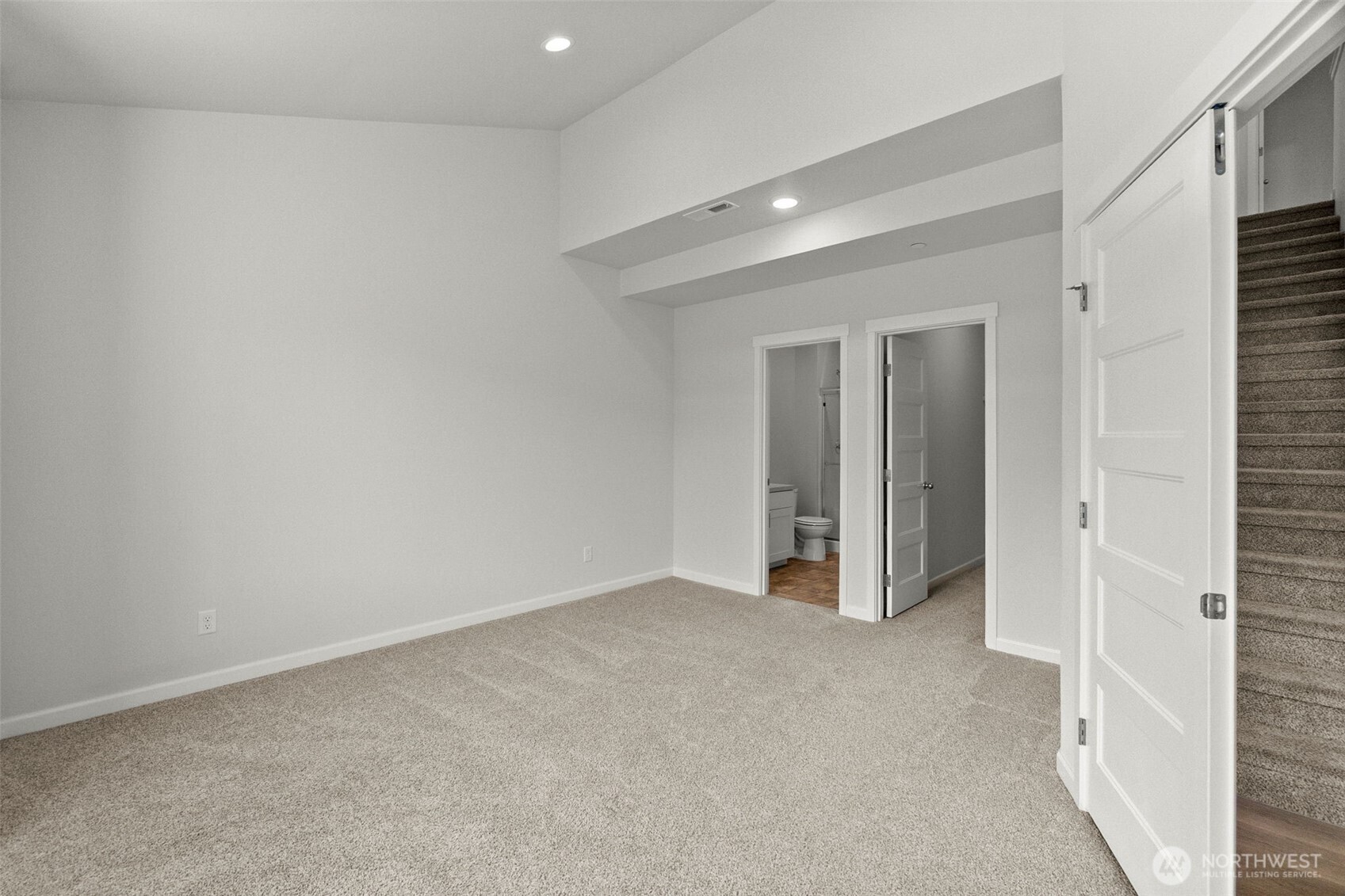 9116 Carlos Way Northeast Lacey, WA 98516 - Photo 4 of 34 an empty room with closet
